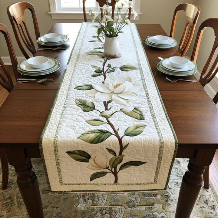 Chemin de table matelassé - Fleur de Magnolia Rustique
